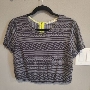 Chloe K. Aztec Designed Crop Top, M